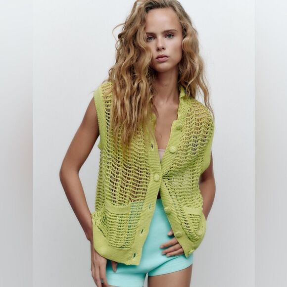 ZARA TEXTURED KNIT VEST LIMITED EDITION - Picture 2 of 10